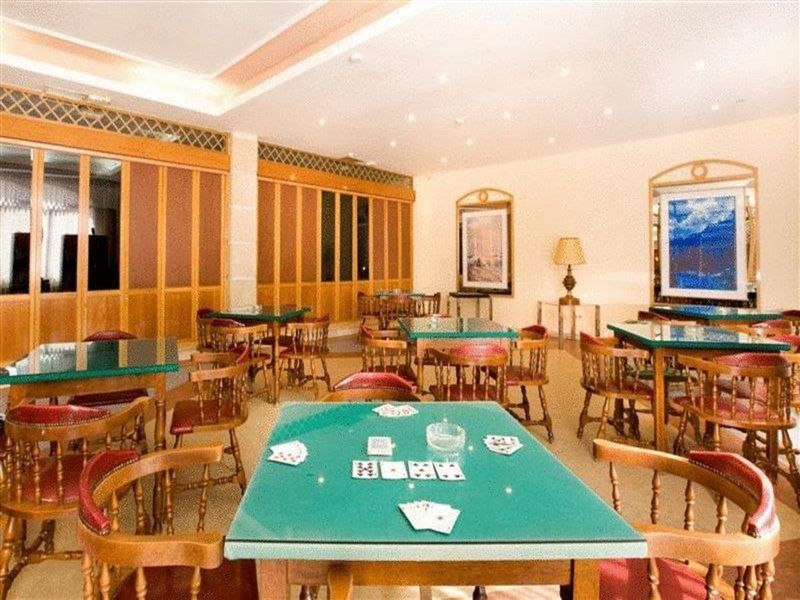 Hotel Monarque Park 4*