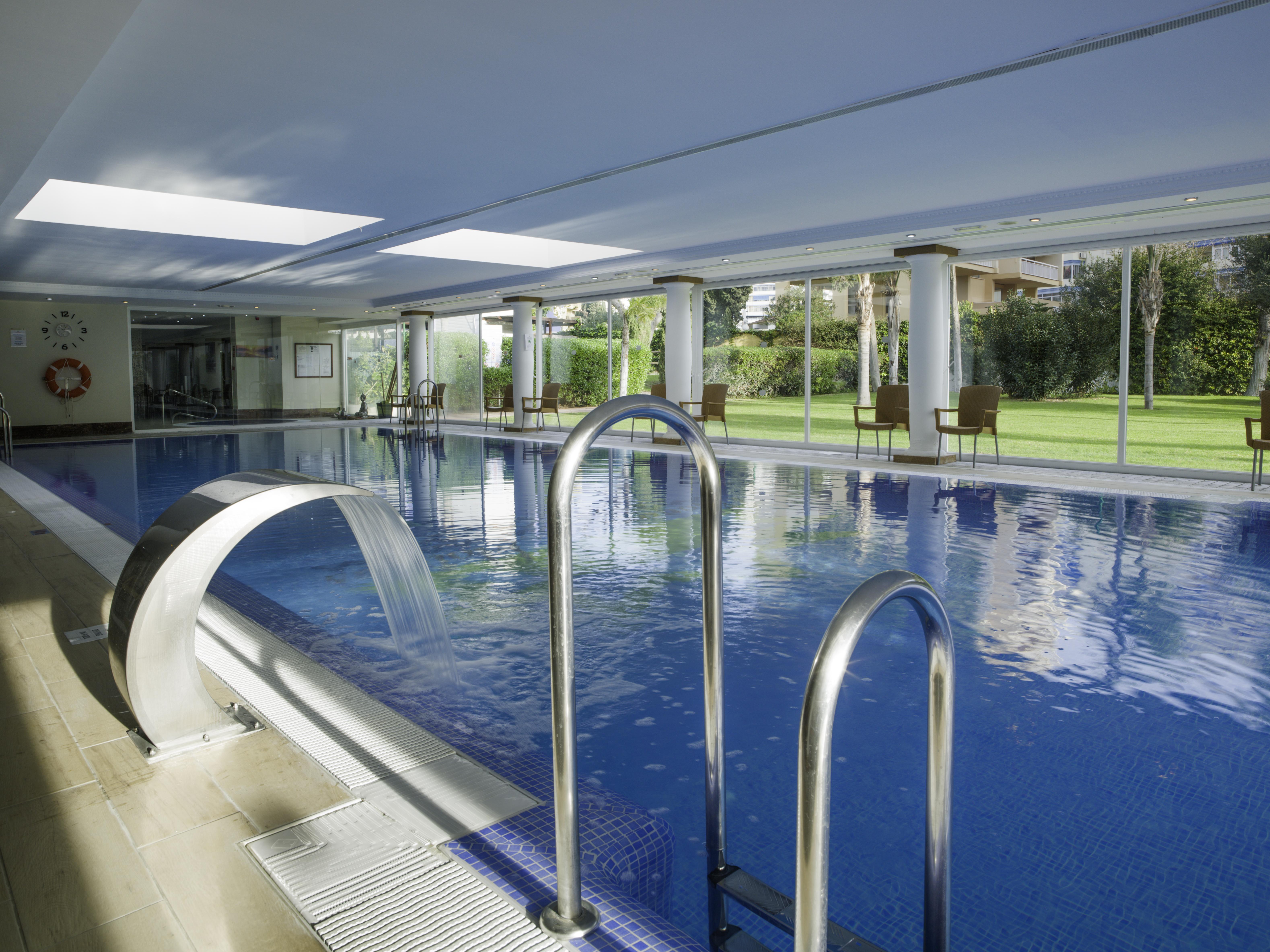 Monarque Park Hotel