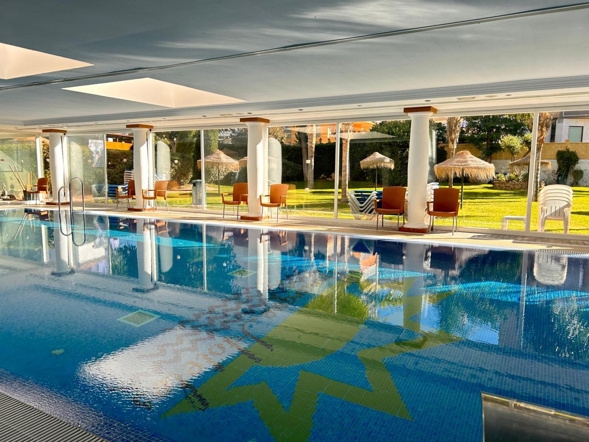 Monarque Park Hotel