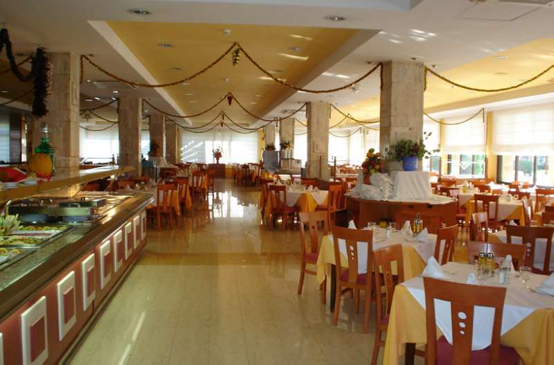 Hotel Monarque Park